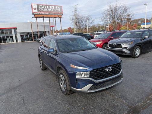 2022 Hyundai SANTA FE SE