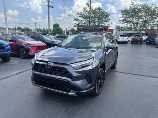 2023 Toyota RAV4 Hybrid SE
