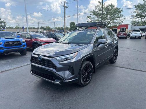 2023 Toyota RAV4 Hybrid SE