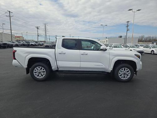 Ice 2026 Toyota Tacoma SR5