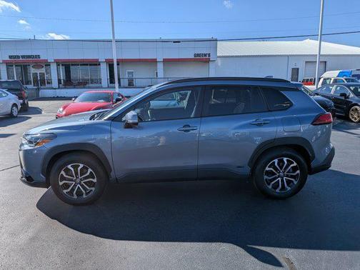 2024 Toyota Corolla Cross Hybrid 