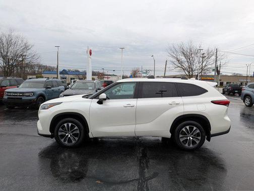 2020 Toyota Highlander XLE