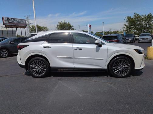 White Pearl 2024 Lexus RX 350h Luxury