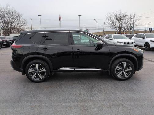 2021 Nissan Rogue SL