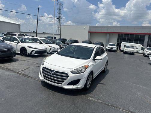 2016 Hyundai Elantra GT Base