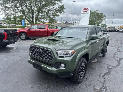2022 Toyota Tacoma TRD Sport