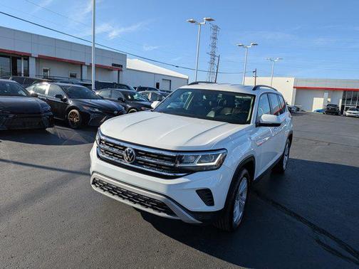 2022 Volkswagen Atlas 3.6L SE w/Technology