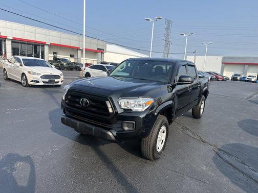 2020 Toyota Tacoma SR