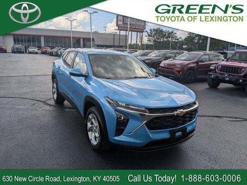 2025 Chevrolet Trax LS