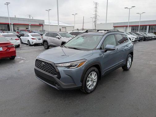 2023 Toyota Corolla Cross LE