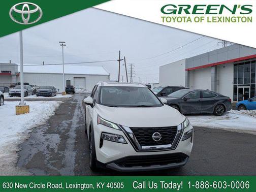 2021 Nissan Rogue SV