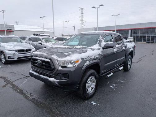 2022 Toyota Tacoma SR