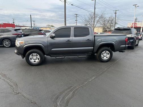 2022 Toyota Tacoma SR