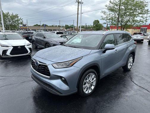 2021 Toyota Highlander Hybrid Limited