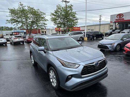 2021 Toyota Highlander Hybrid Limited
