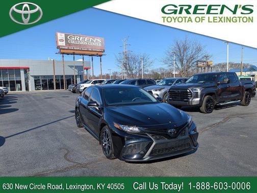 2024 Toyota Camry SE