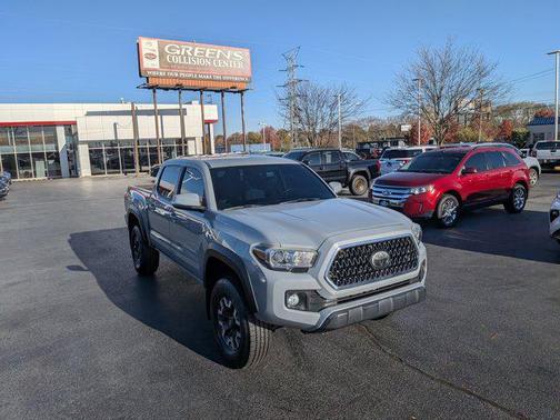 2018 Toyota Tacoma SR
