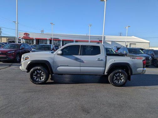2018 Toyota Tacoma SR