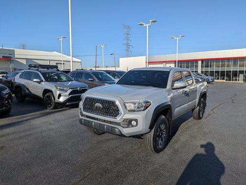 2018 Toyota Tacoma SR