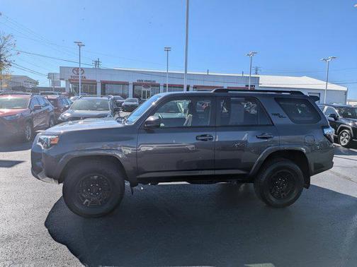 2023 Toyota 4Runner TRD Off Road