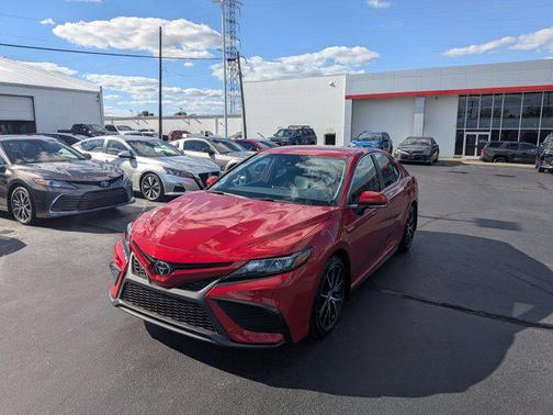 2023 Toyota Camry SE