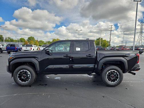 2025 Toyota Tacoma TRD Off Road