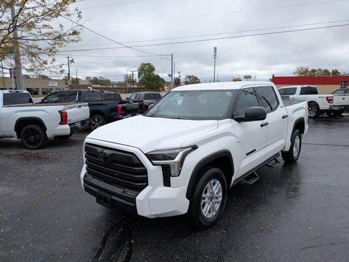 2023 Toyota Tundra SR5
