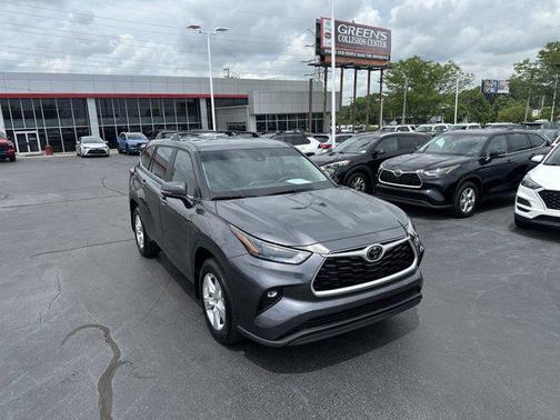 2024 Toyota Highlander LE