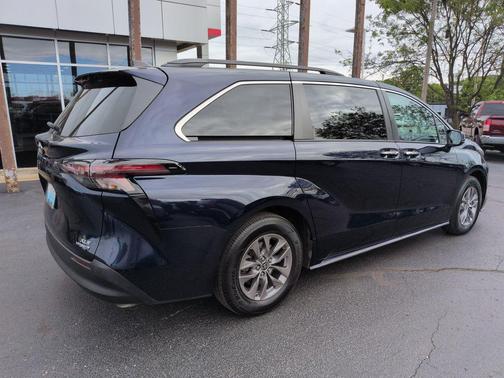 Blueprint 2023 Toyota Sienna XLE