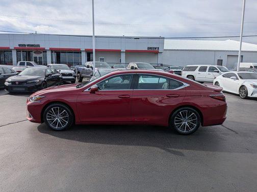 2022 Lexus ES 350 Base