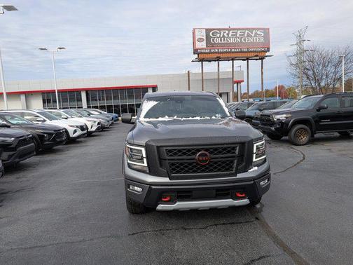 2023 Nissan Titan PRO-4X