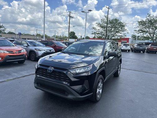 2022 Toyota RAV4 Hybrid LE