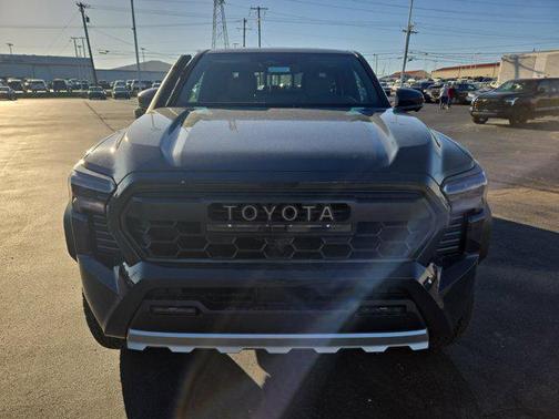2025 Toyota Tacoma Hybrid Trailhunter Hybrid