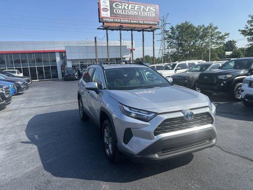 2024 Toyota RAV4 Hybrid XLE