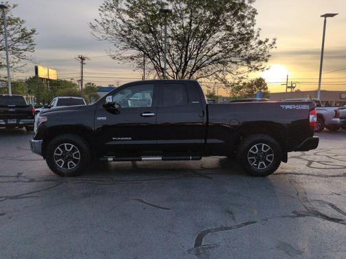 Midnight Black Metallic 2021 Toyota Tundra Limited