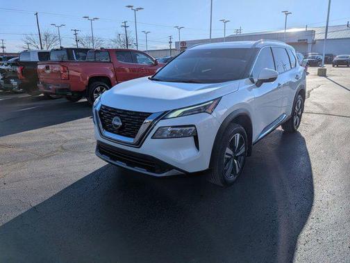 2023 Nissan Rogue SL