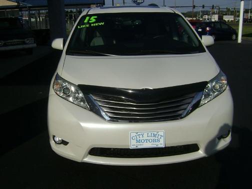 2015 Toyota Sienna XLE
