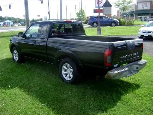 2004 Nissan Frontier XE King Cab