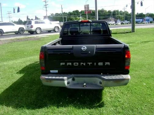 2004 Nissan Frontier XE King Cab