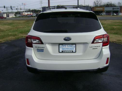 2015 Subaru Outback 3.6R Limited