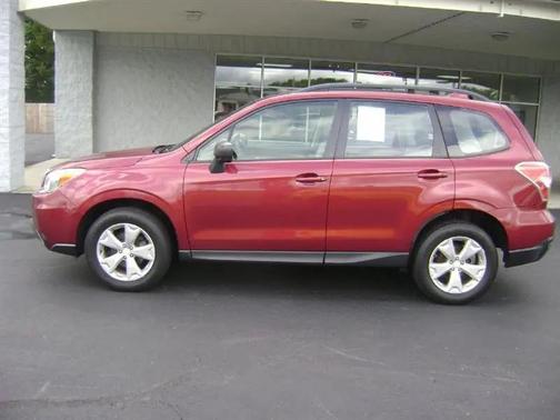 RED 2016 Subaru Forester 2.5i Premium