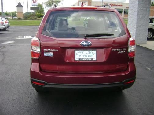 RED 2016 Subaru Forester 2.5i Premium
