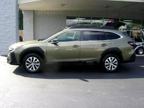 2024 Subaru Outback Premium