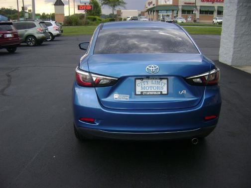 2017 Toyota Yaris iA Base