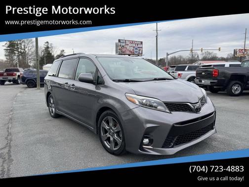 2019 Toyota Sienna SE Premium