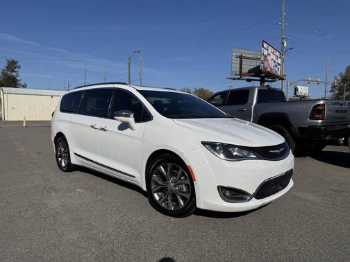 2020 Chrysler Pacifica Limited