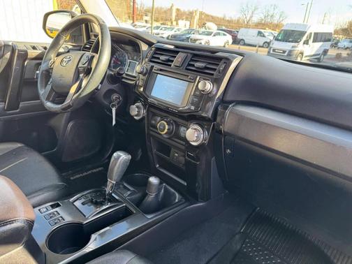 2016 Toyota 4Runner Trail Premium