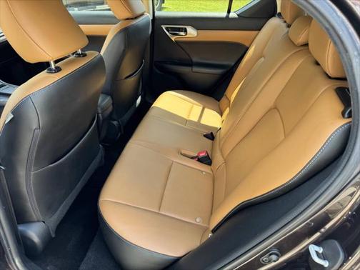2016 Lexus CT 200h Base