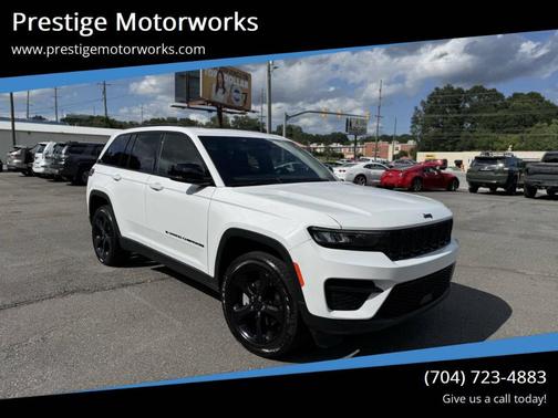 2023 Jeep Grand Cherokee Laredo