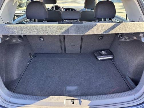 2016 Volkswagen e-Golf SE
